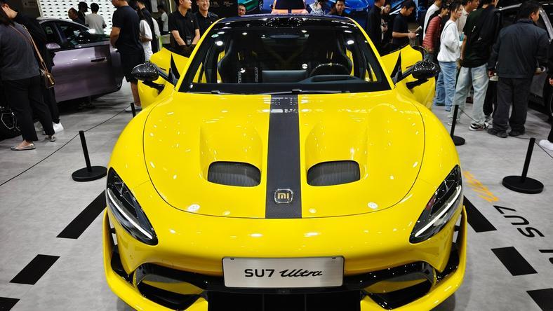 小米SU7发生起火事故,电池、门把手成为关注焦点